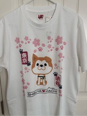 UNIQLO Adult  'Shibuya Hachi' Sakura Dog Graphic Tee